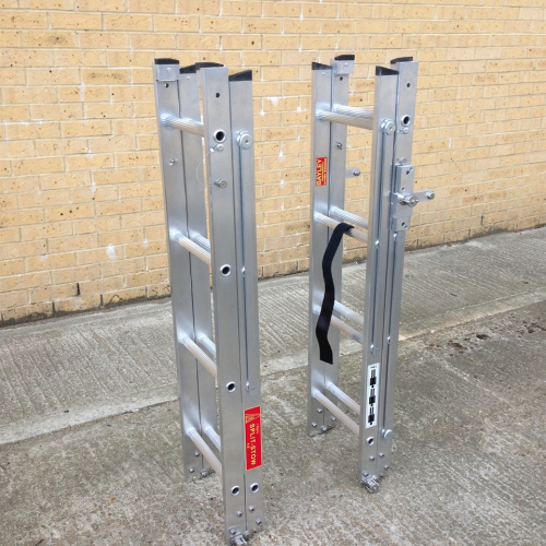 0000167_bayley_stowaway